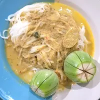 fish curry noodle Thai food|ฝนさん