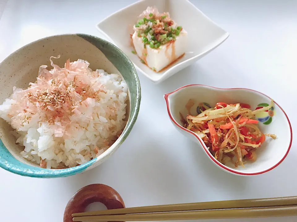 大根の皮と人参🥕のきんぴら✨|めぐぐさん