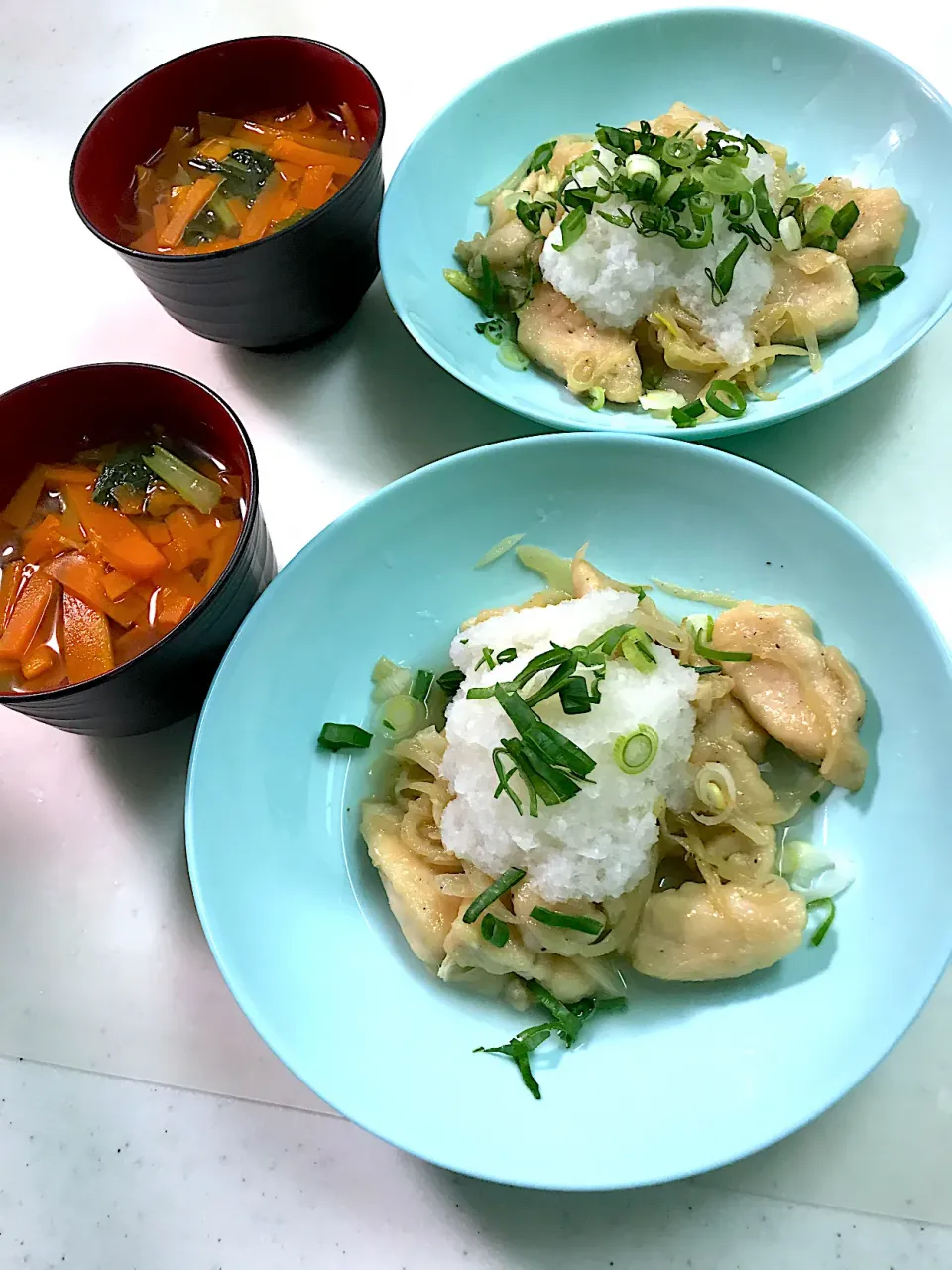 ムネ肉おろしポン酢がけ　野菜スープ|みウラさん