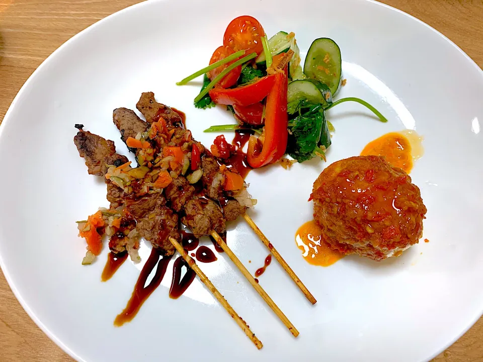 Lamb satay dinner|yeni kartikasariさん