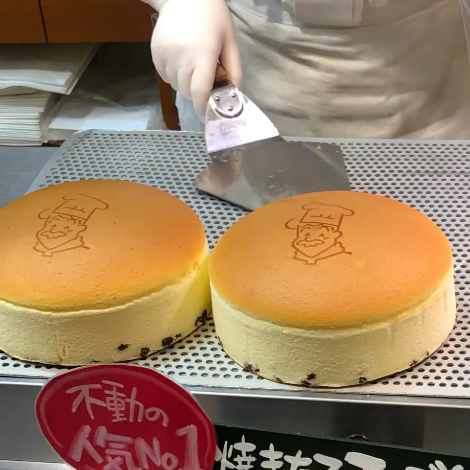 りくろーおじさんのチーズケーキ|ぷーはるひゅうさん