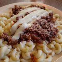 Macaroni With Meat Sauce and Mozzarella and Parmesan|Kelさん