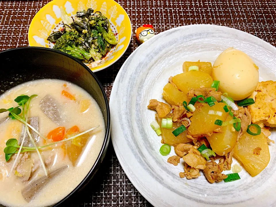 Snapdishの料理写真:豚大根🐖粕汁🥘サラダ🥗|くろねこっく🐈‍⬛さん