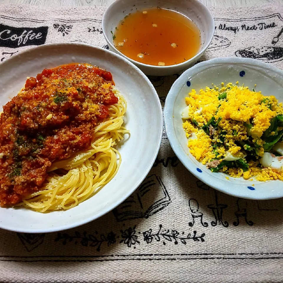 ミートソーススパゲティと菜の花と卵のツナマヨ和え|真希さん