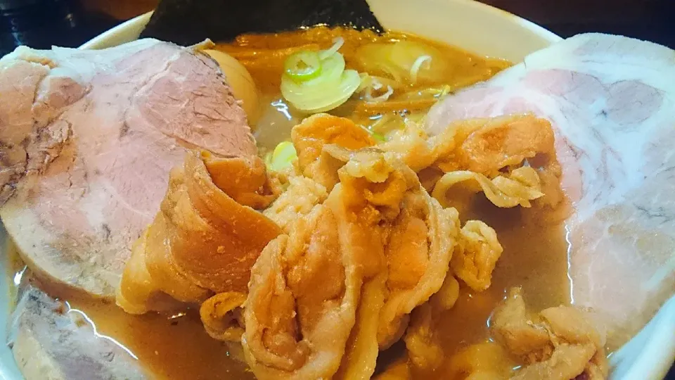 一条流がんこラーメン総本家
純正ヒロポンの100ラーメン
（1順目バージョン）
＠四谷三丁目
20018|大脇さん