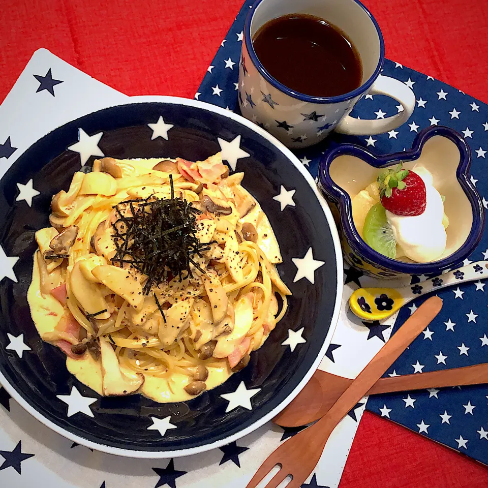 ミッチ☆ママの料理(^○^)今日のお家で一人ランチは雲丹醤油きのこクリームパスタ✨|AXさん