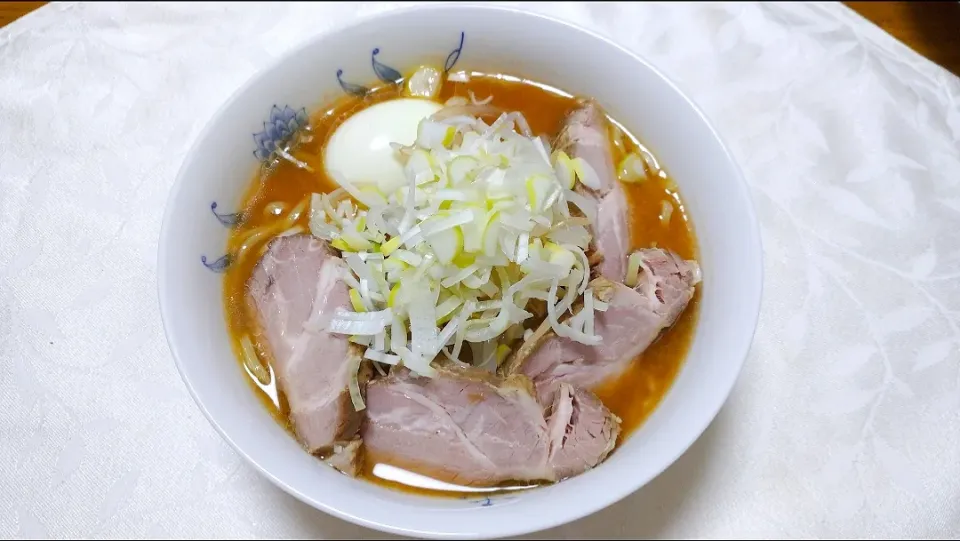 1/23の夕食
手作りチャーシューで
味噌ラーメン🍜|卯月さん