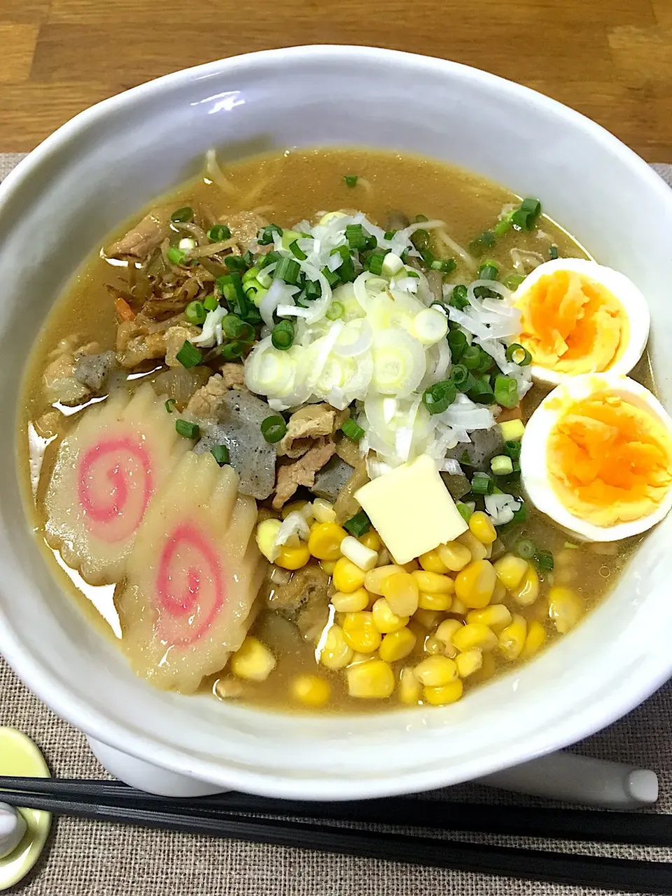 Snapdishの料理写真:豚汁ラーメン〜♡ლ(⁰⊖⁰ლ)
 #リメイク料理  #あったまるよ|morimi32さん