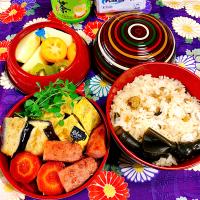 #お父さん弁当　#しじみご飯　#三つ葉入り玉子焼き　#地味弁当　#デザートはフルーツ盛り合わせ