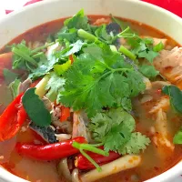 Snapdishの料理写真:Tomyum salmon|Phloiphatchaさん