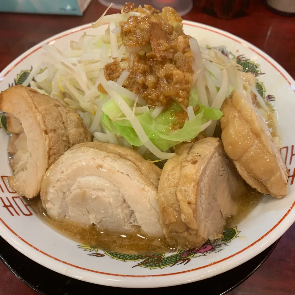 Snapdishの料理写真:ぶっ豚町田店でプチラーメン食べてきたよ🐷|NOMU'S キッチン🍳さん