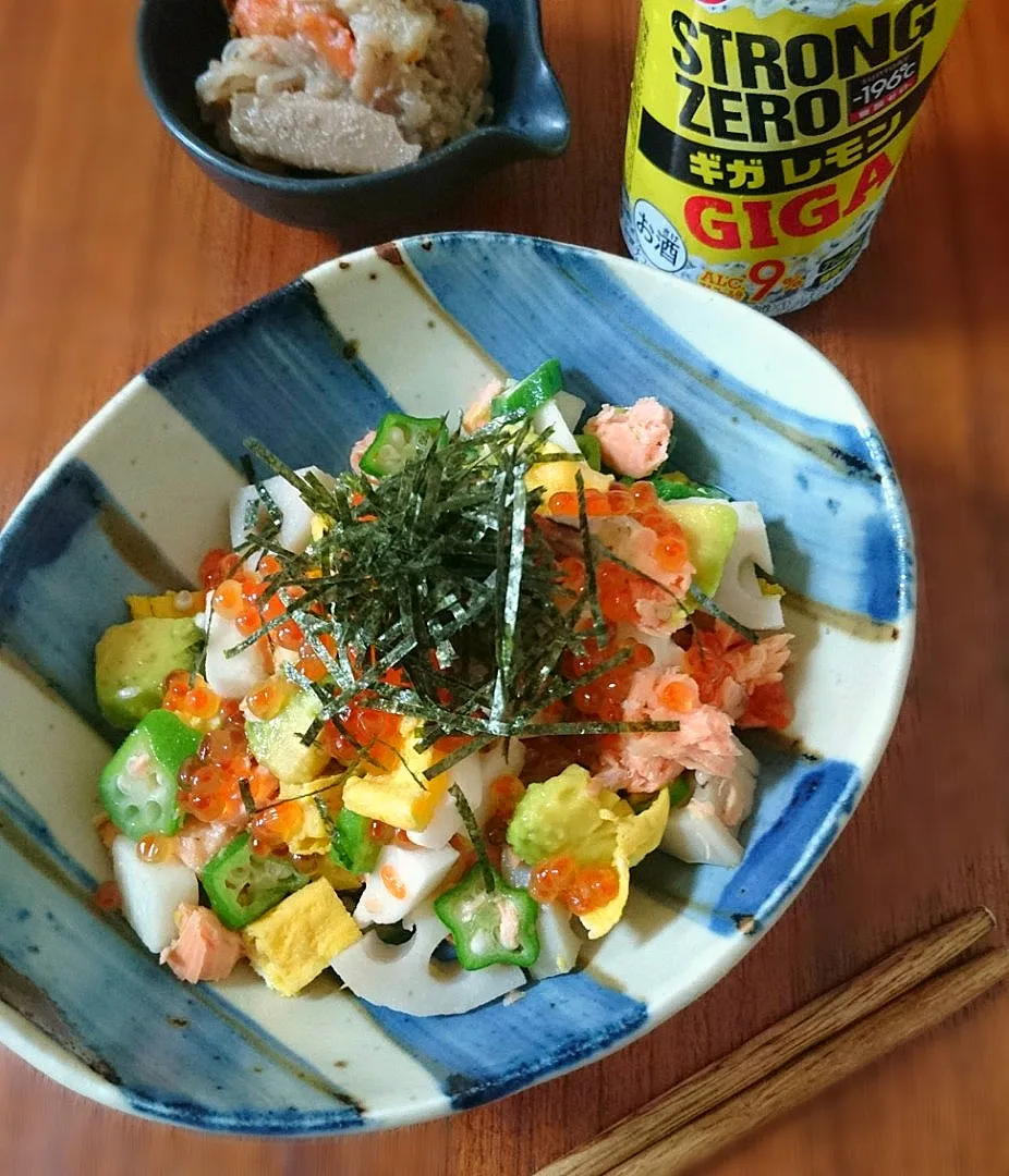 Snapdishの料理写真:病的鮭といくらの親子丼|まりおさん