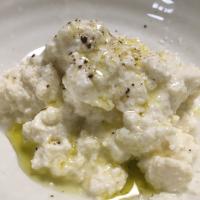 手作り豆腐をオリーブオイルと塩胡椒でイタリアーン😍😍😍　　　　　　　　　　　　　2020.1.24