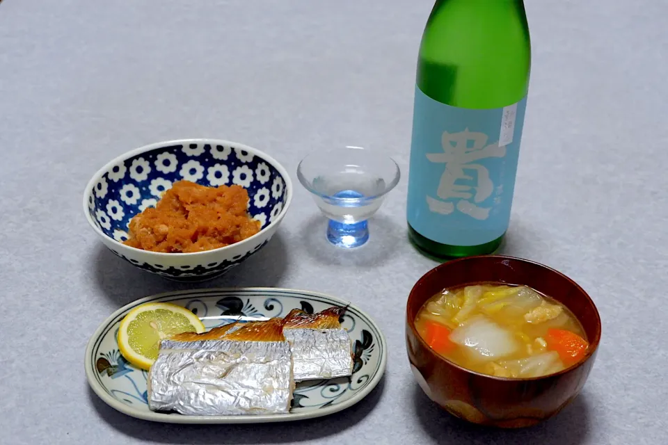 太刀魚、鶏のおろし煮、味噌汁、そして「貴」|Orie Uekiさん