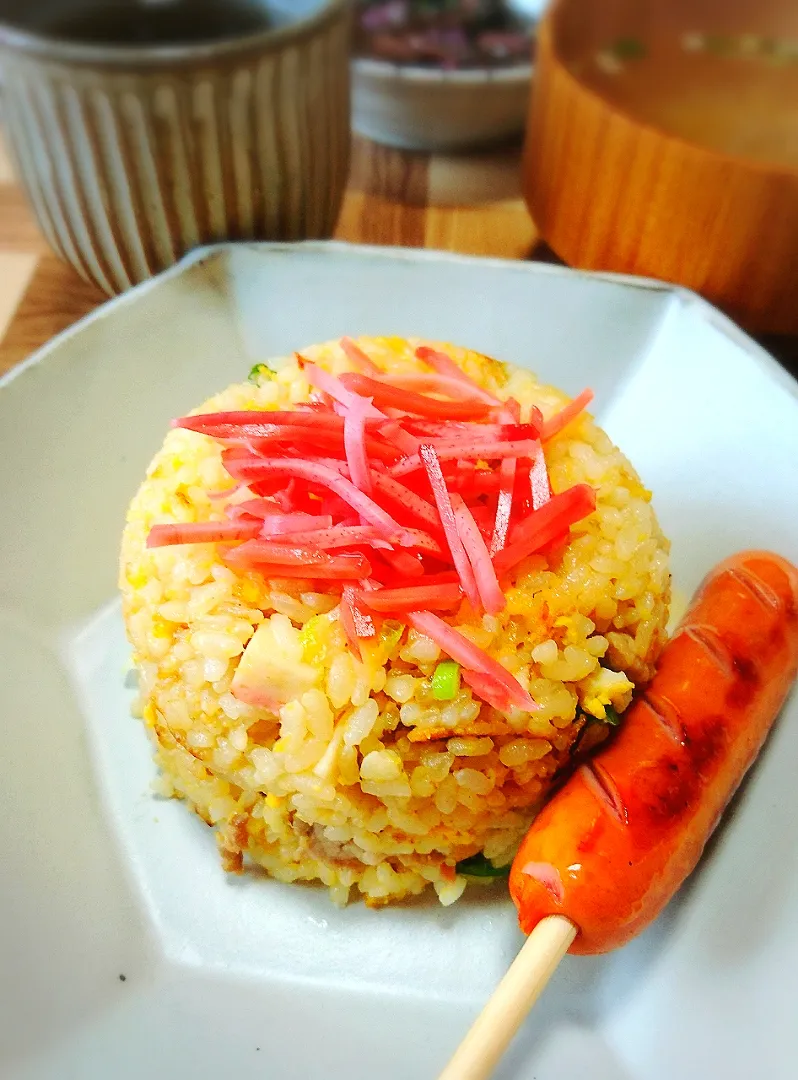 焦がしにんにく醤油炒飯|ポコさん