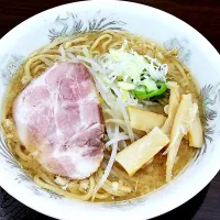 Snapdishの料理写真:ホープ軒
ラーメン