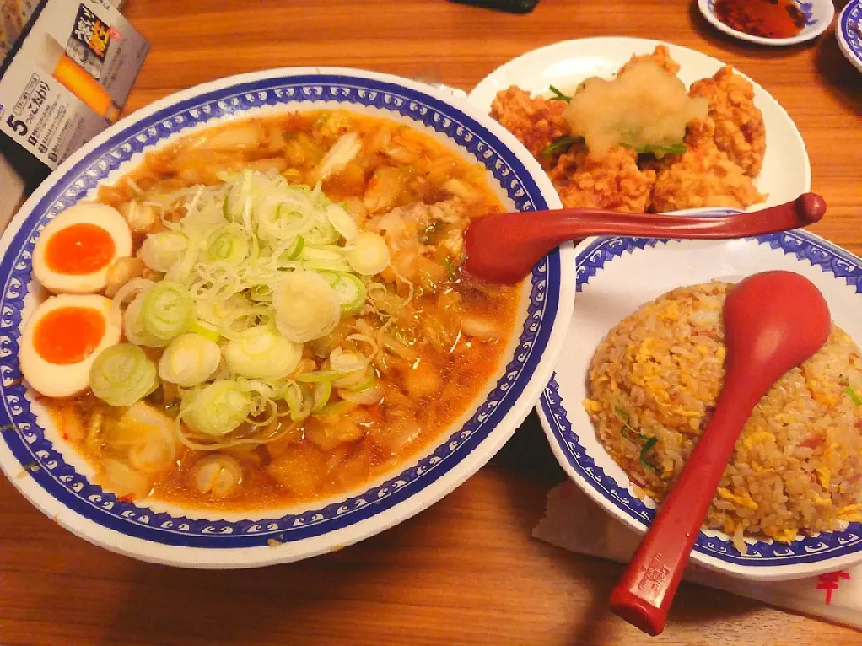 Snapdishの料理写真:奈良県天理名物彩華ラーメン(●´ω｀●)|おてんとさんさん