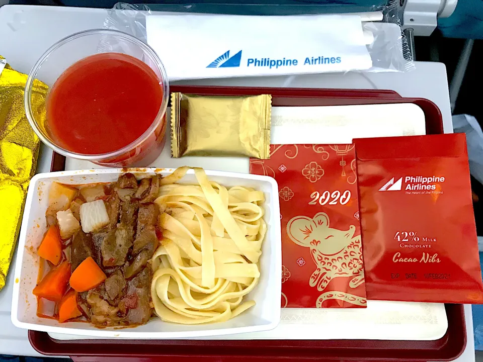 Beef pasta & tomato juice|Sky Blueさん