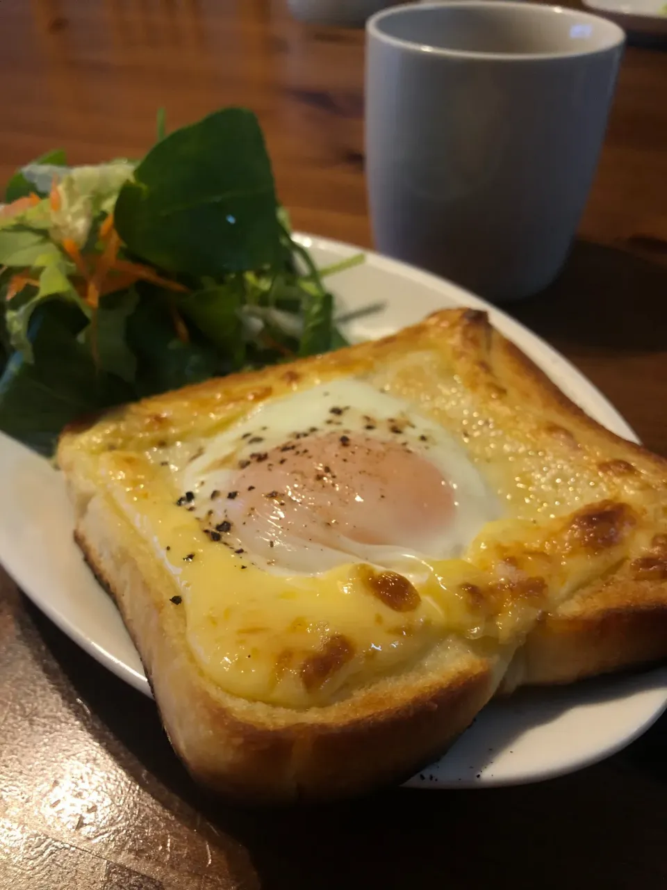 1/26の朝食　目玉焼きトースト|yoneさん