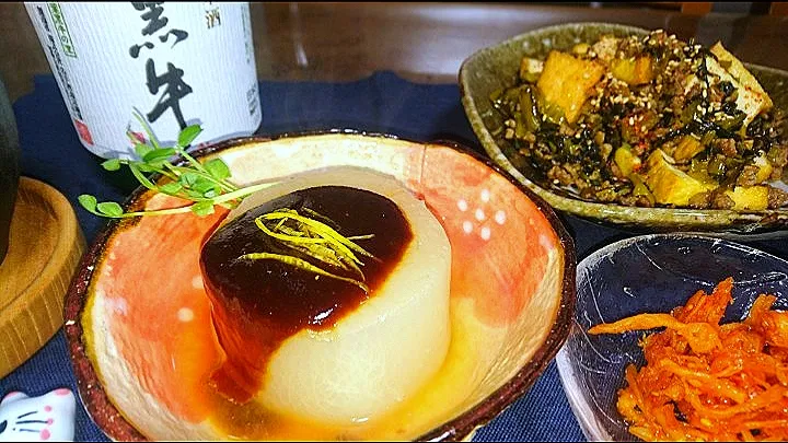 Snapdishの料理写真:ふろふき大根✴️
  厚揚げのひき肉、高菜炒め🌱|びせんさん