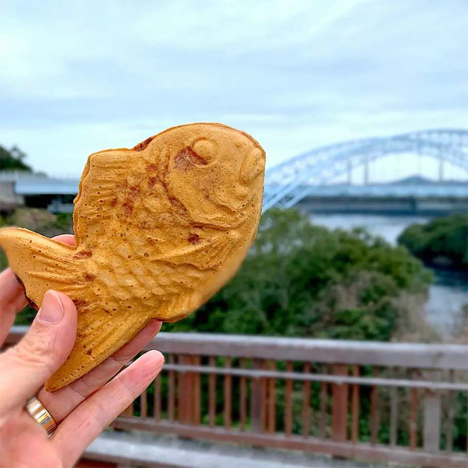 鯛焼き(餡子は芋餡) 西海橋にある魚魚市場名物🐟|美味飯さん