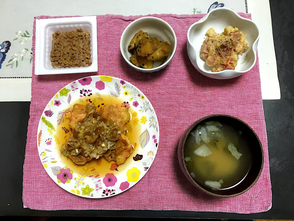 鮭の南蛮なめこ玉ねぎソースのご飯|みよさん