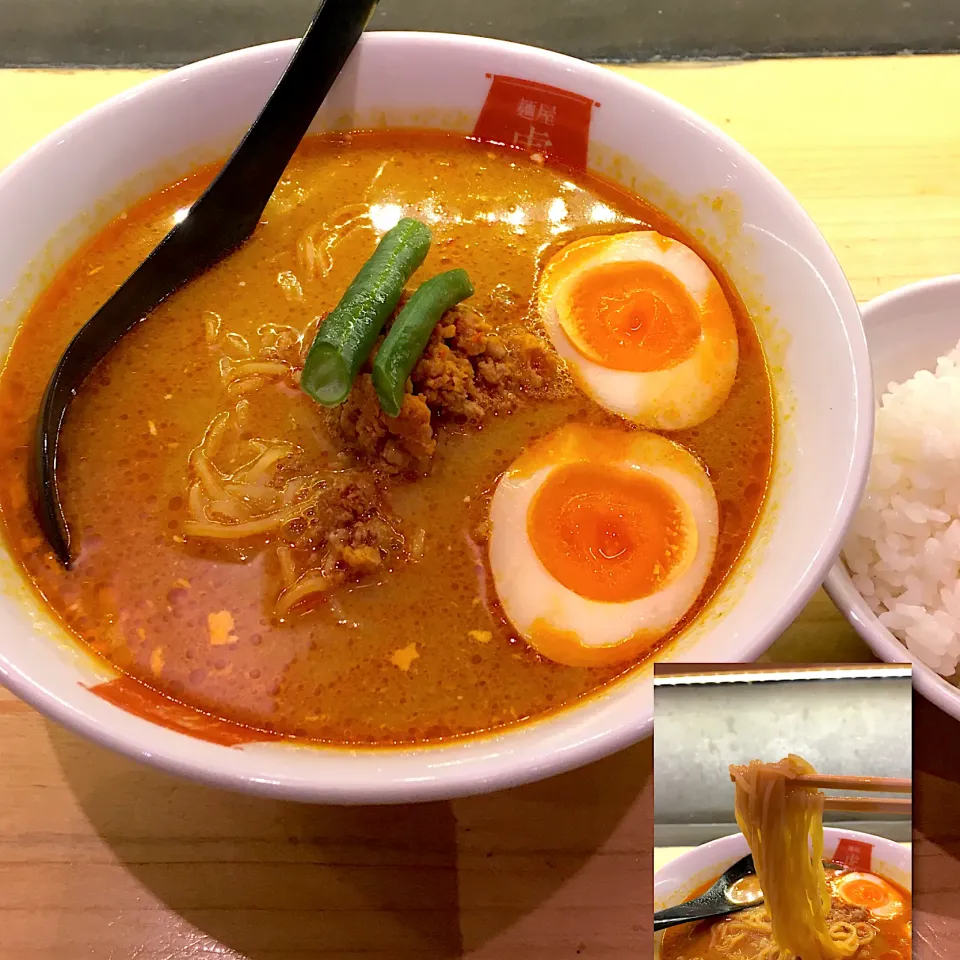 カレー坦々麺味玉トッピング@麺屋虎杖(有楽町)|yoooochanさん