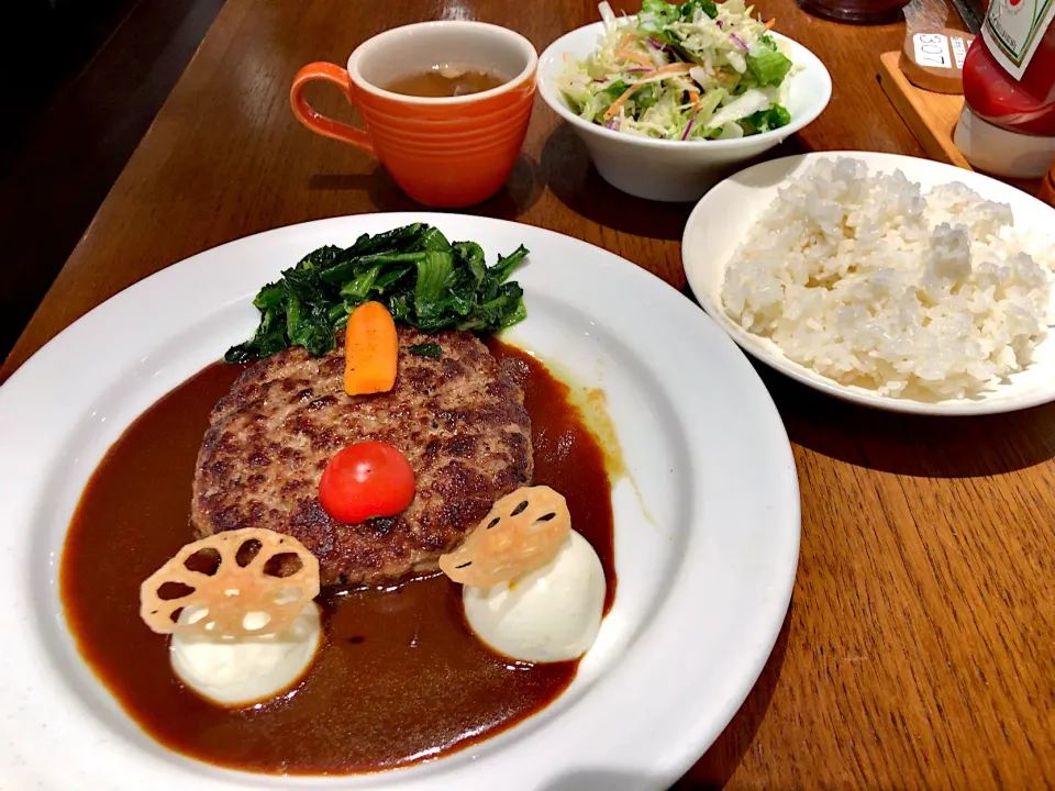 Snapdishの料理写真:アッガイのデミグラスソースがけハンバーグ|T. Wonderさん