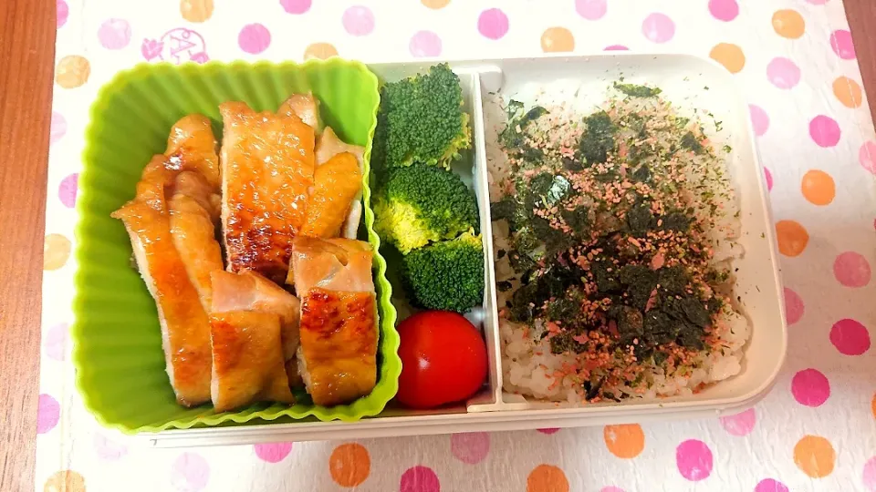 Snapdishの料理写真:鳥の照り焼き❤️旦那さんお弁当🎵😊|かおるcitronさん