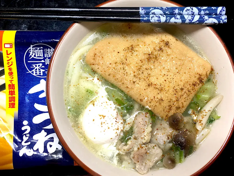 カトキチのきつねうどん+α|すくらんぶるえっぐさん