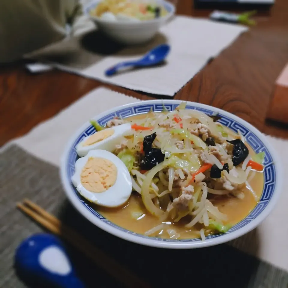 Snapdishの料理写真:味噌ラーメン|akkoさん