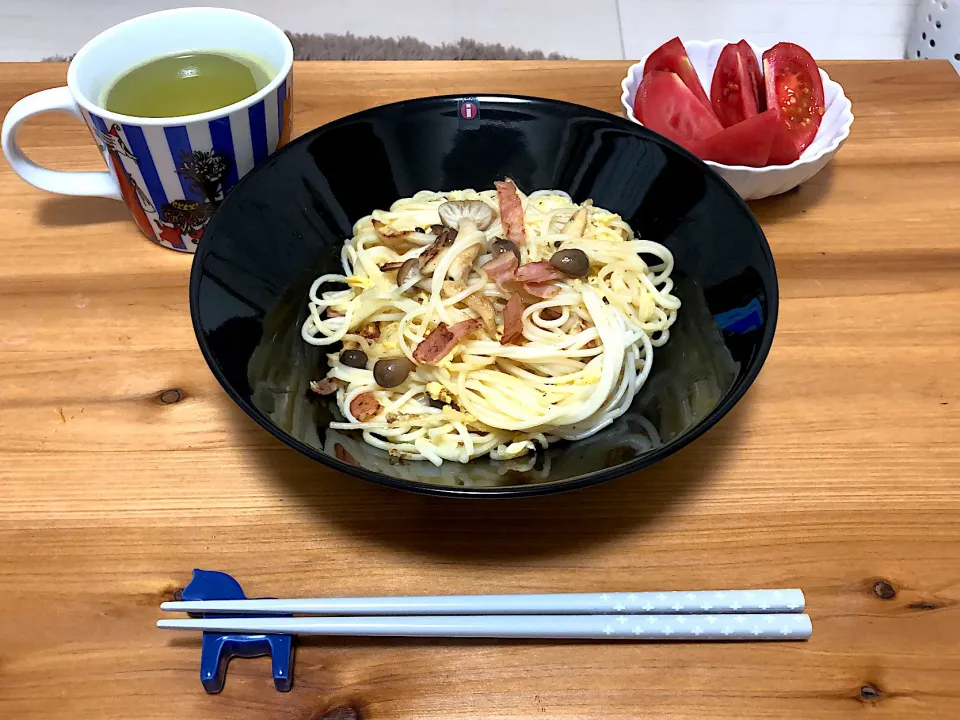 Snapdishの料理写真:きのことベーコンのカルボナーラそうめん|saknさん