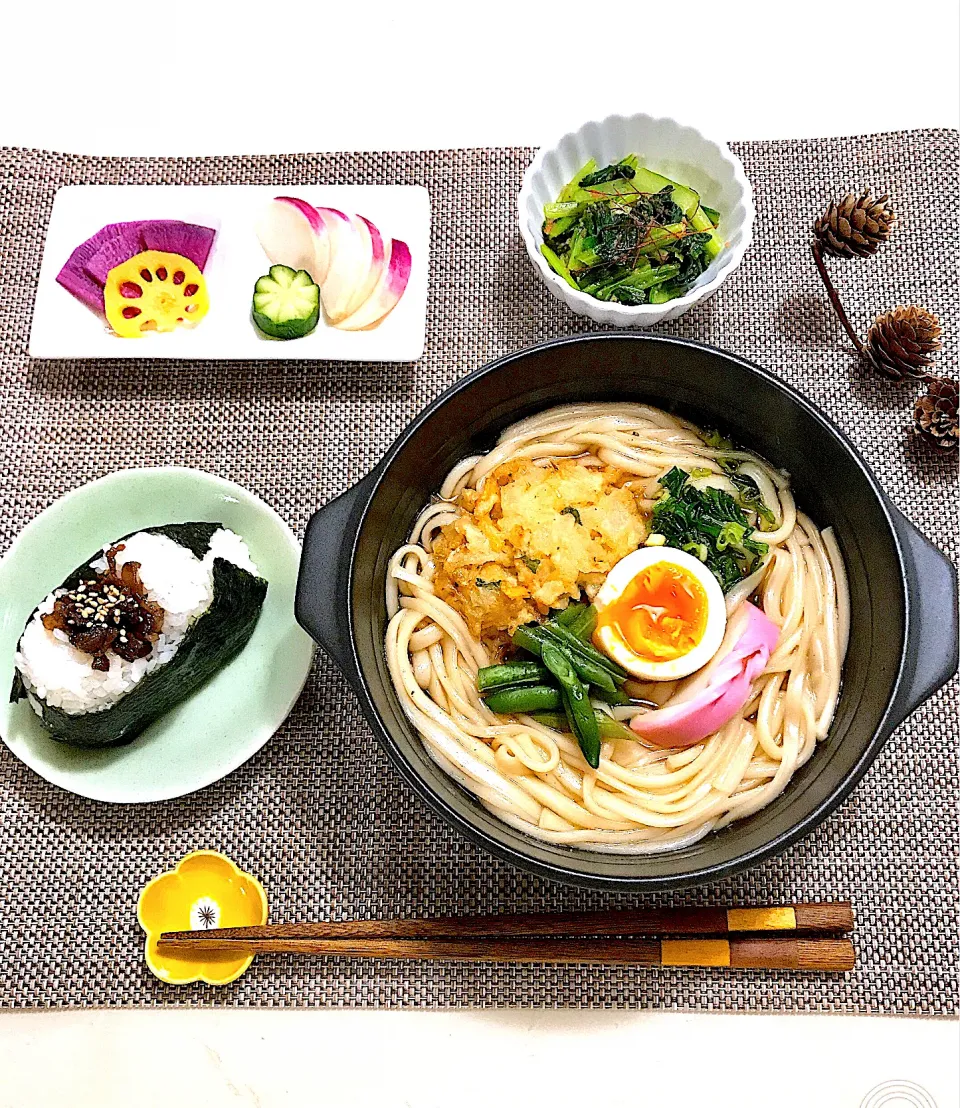 寒い日の『鍋焼きうどん』|ちゃべさん