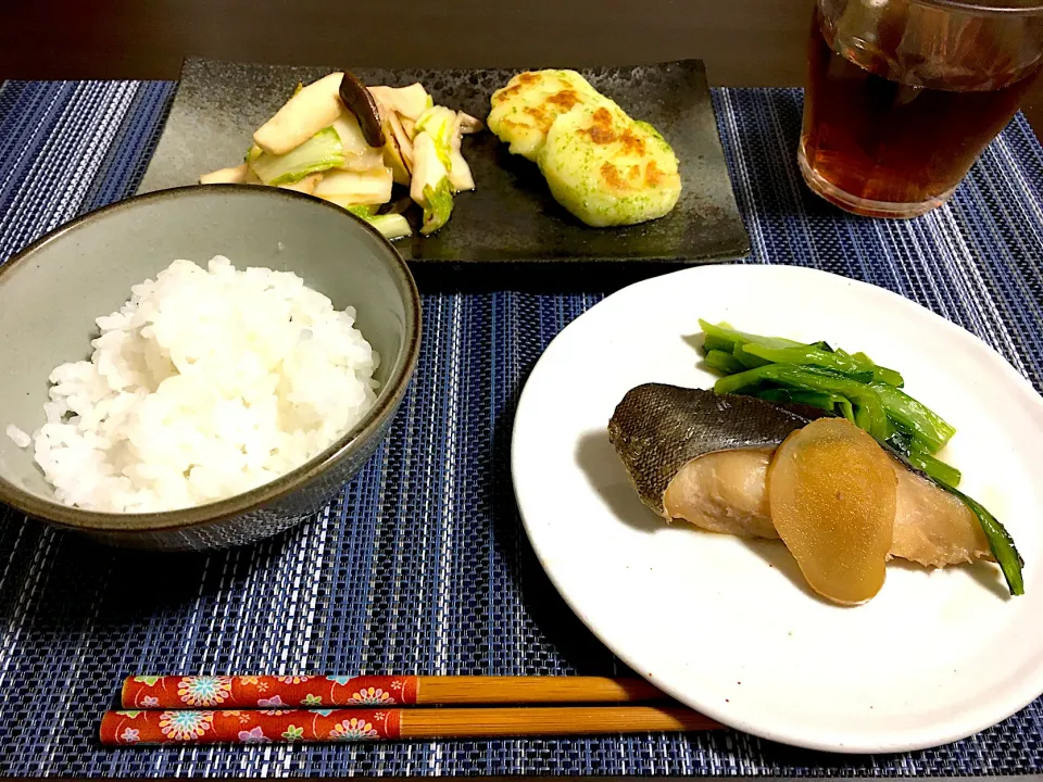 銀ダラの煮付け　青のりチーズいももち　白菜とエリンギのソテー|ちぐあささん