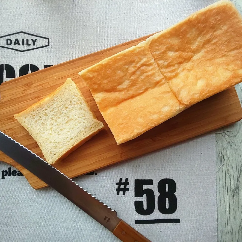 Snapdishの料理写真:高級生食パン🍞試作報告①|真希さん