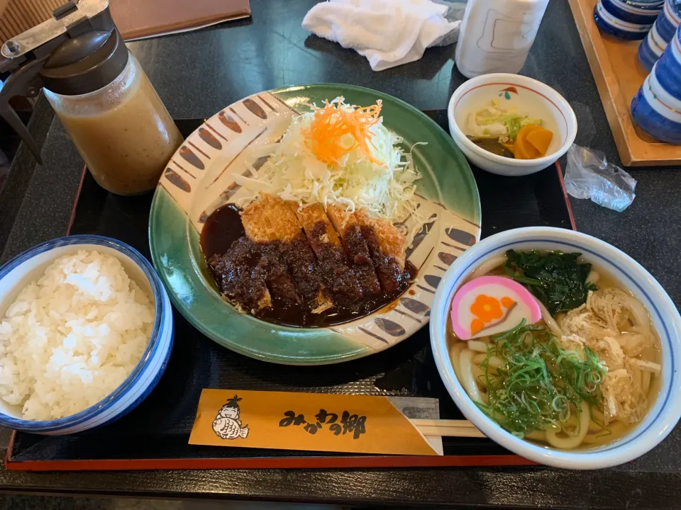 みかわの郷　味噌カツランチ|Morito Kamiyaさん