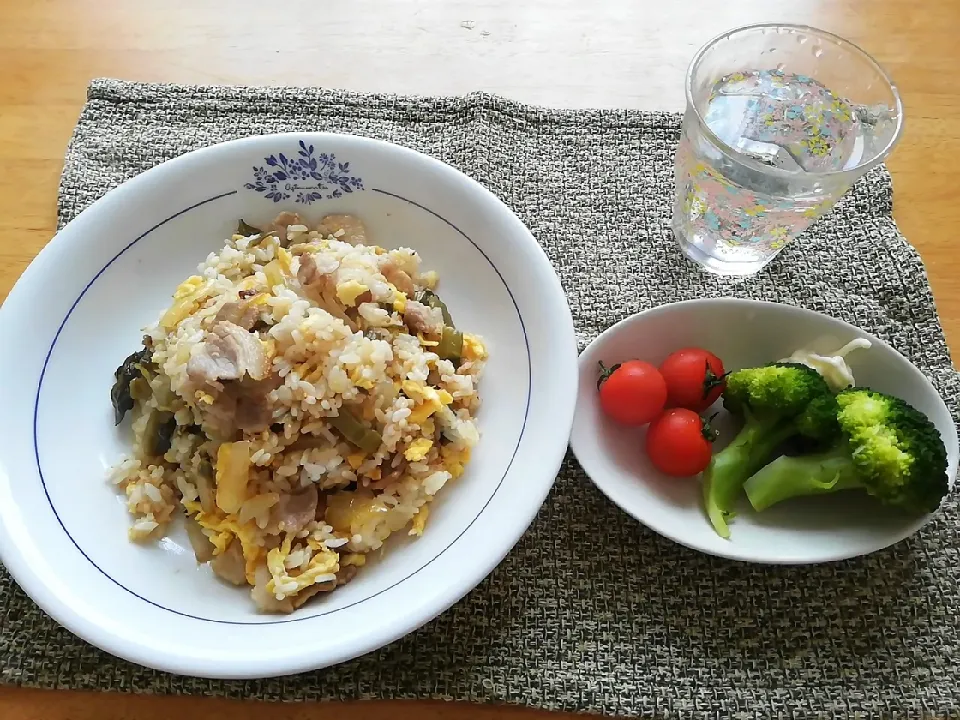 高菜と豚バラのチャーハン|こっちゃんさん