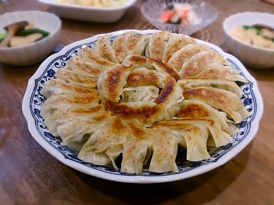 焼き餃子|古尾谷りかこさん