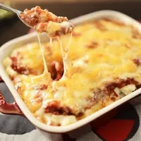 白だしホワイトソースとあごだしミートソースのポテトグラタン|ヤマサ醤油公式アカウントさん