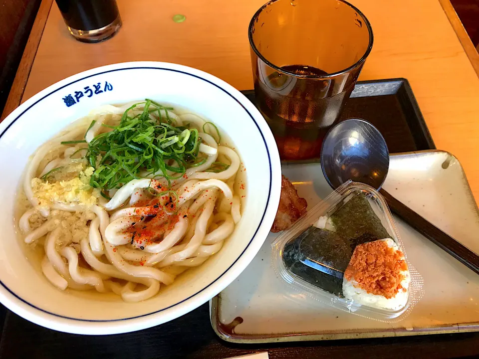 かけうどん、鮭おにぎり、唐揚げ|純さん