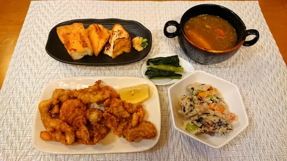 Snapdishの料理写真:☆鶏皮唐揚げ
☆焼き大和揚げ
☆おから煮
☆カレースープ
☆野沢菜漬け|chikakoさん