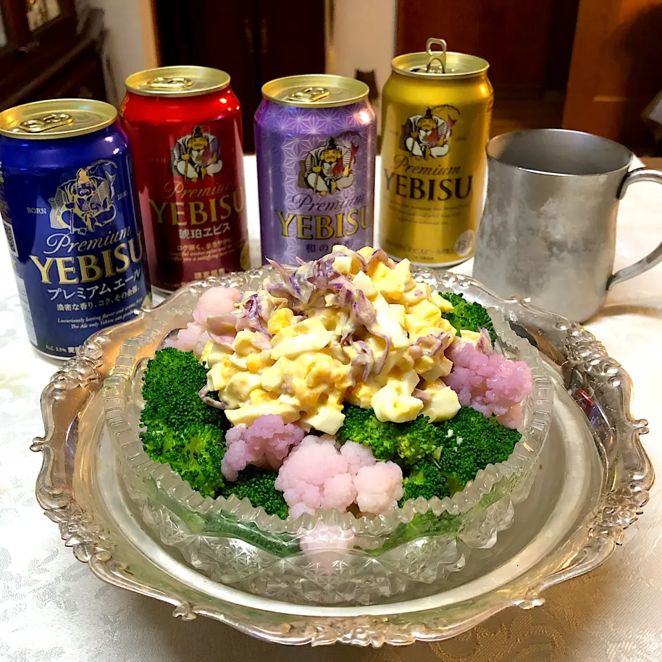 Snapdishの料理写真:ブロッコリー🥦カリフラワー  タルタルソース🌺|henryさん