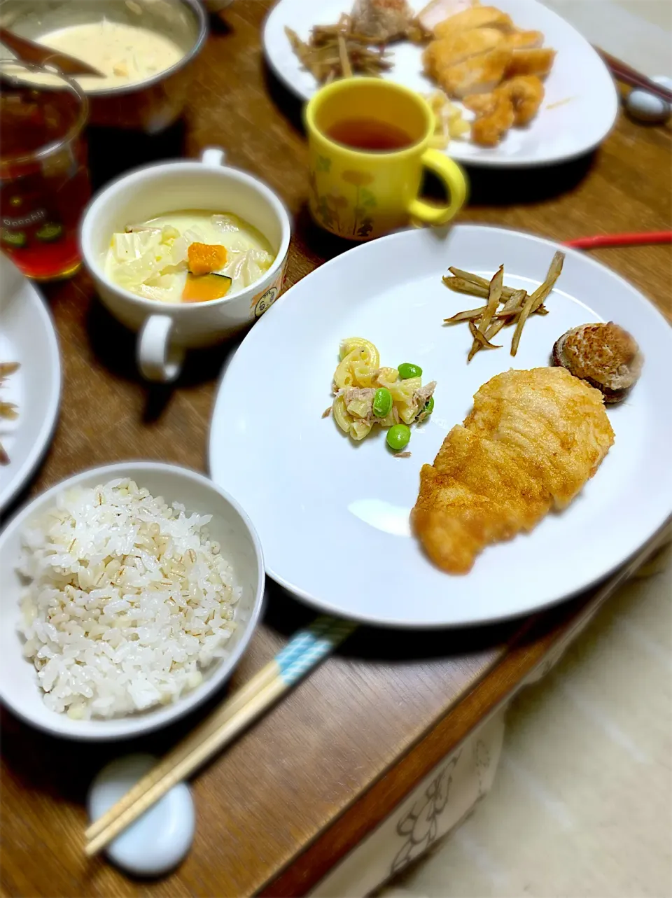 チキン南蛮・マカロニサラダ・きんぴらごぼう・ミルクスープ・もち麦ご飯|ちびろ菌さん