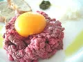 タルタルステーキレシピ…牛肉を美味しく頂くためのおすすめ料理 #AllAbout|All About 料理レシピさん