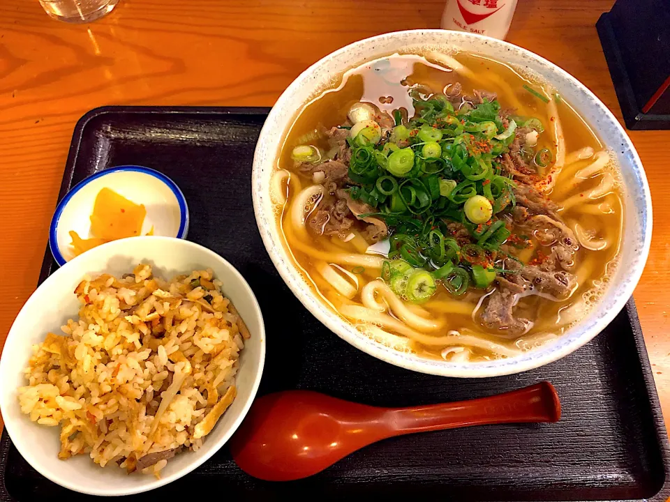 肉うどんかやくご飯セット|buhizouさん