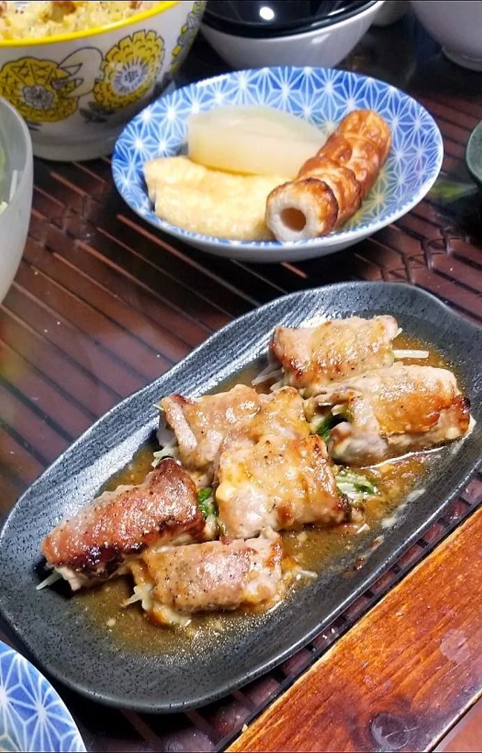 Snapdishの料理写真:奥様料理✨水菜の豚肉巻きと手作り巾着おでん🍢|dai.noriさん