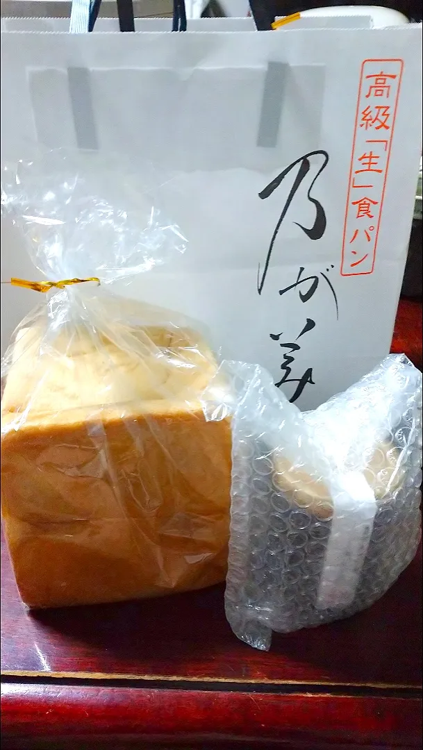 いただきもの
乃が美の食パン🍞&ジャム|卯月さん