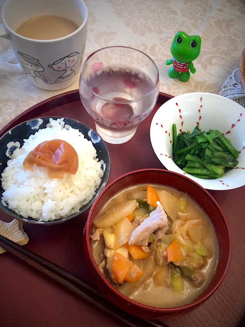 とん汁朝食|もこさん