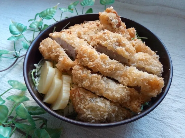 Snapdishの料理写真:✽後がけソースカツ丼✽|＊抹茶＊さん