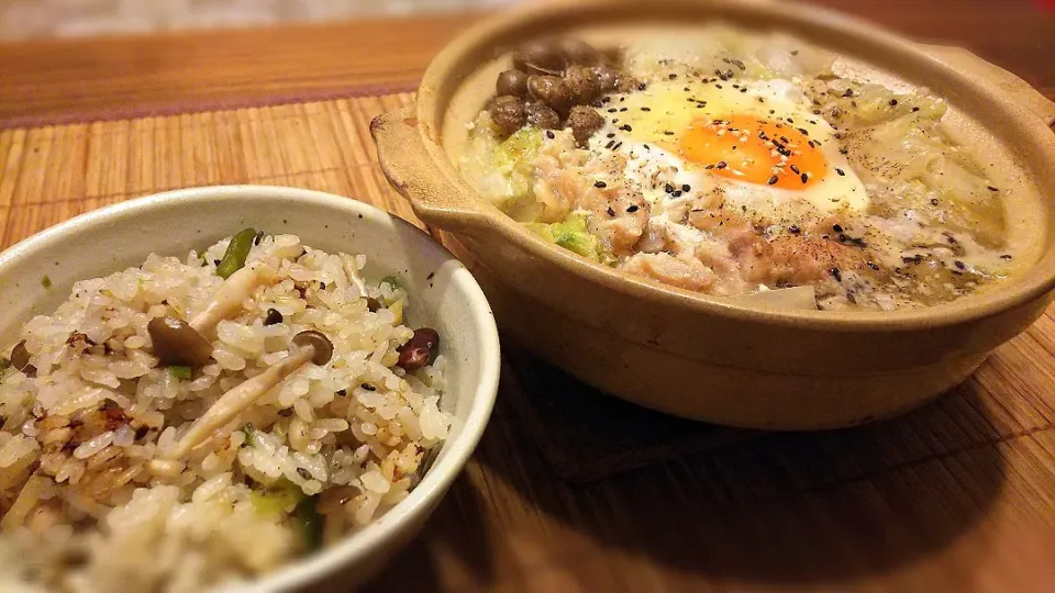 Snapdishの料理写真:炊き込みご飯&もつ鍋～🍲
の晩ごはん✨|kaz(*･ω･)さん